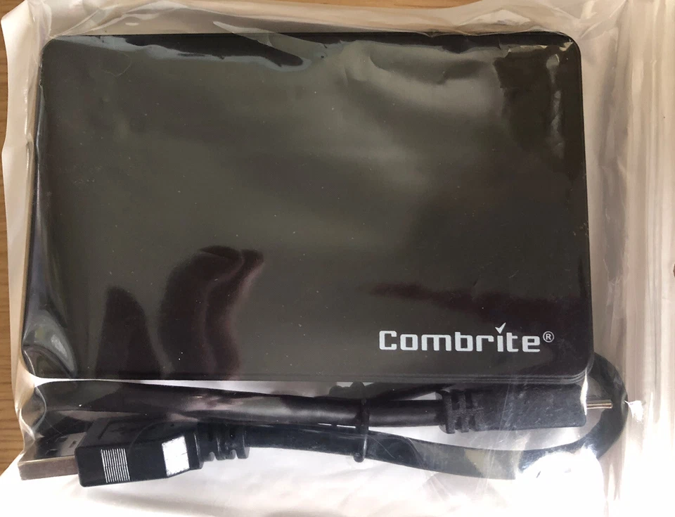 Combrite 2.5 Hard Drive Enclosure USB 3.0 Caddy. With Cable And Protective Pouch - Image 1 of 1