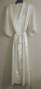 Beautiful Cato Robe Sz Lg - Picture 1 of 4