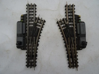 Trix Express H0 1 Paar Weichen 738 Schaltung ok - Licht mit Wackelkontakt - Bild 1 von 2