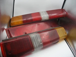 1977 Rampe complete FEU + Cabochons arrière RENAULT 17 Phase 2 R-17 non testé - Picture 1 of 17