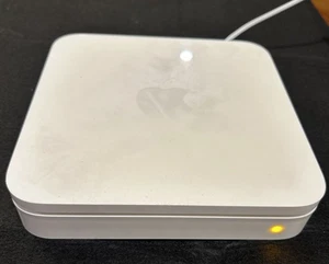 APPLE AIRPORT EXTREME BASE STATION WIRELESS ROUTER A1354 - - Picture 1 of 3