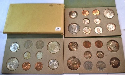 1952 PDS Uncirculated U.S. Mint Set, Original Look Franklin Silver Half Dollar - Image 1 of 4