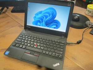 Lenovo ThinkPad X130E SSD Win11 Pro Laptop HDMI MS Office Retro Games 4GB/250GB - Picture 1 of 17