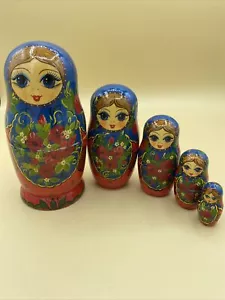 MATRIOCHKA 5 Poupées Russes 1992 peintes a la Main 17cm - Imagen 1 de 10