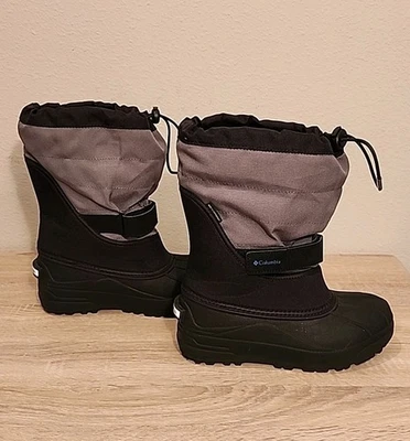 Columbia Powderbug Plus II Botas de Nieve Impermeables Juveniles Talla 5 Negro/Gris Foto 1 de 4