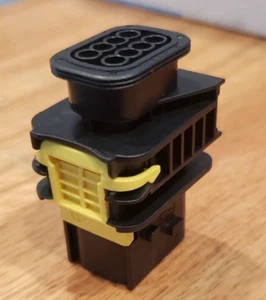 Conector impermeable automotriz 1-1564512-1 TE conectividad HDSCS - Imagen 1 de 4