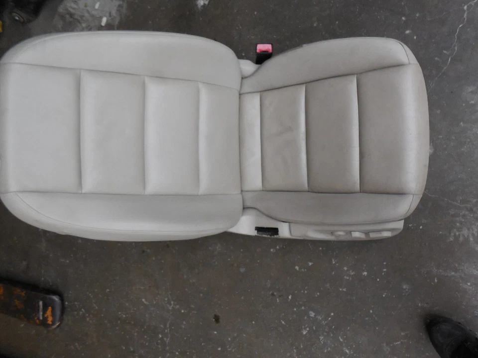 Audi A6 Quattro 2005-11 3,2 L C6 conjunto asiento pasajero delantero derecho Foto 1 de 4