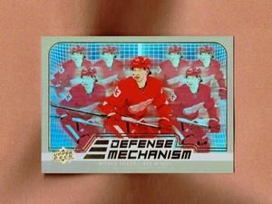 2022-23 Upper Deck Series 1 Hockey #DM-24 MORITZ SEIDER Gold Defense Mechanism