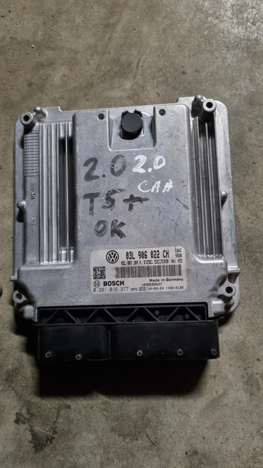 Centralina motore VW TRANSPORTER V T5 Furgon 7HA, 7HH, 7EA, 7EH ECU 21806813 - Immagine 1 di 1