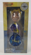 Fallout 4 Gaming Heads: Vault Boy 111 15" Hands on Hips  Bobblehead