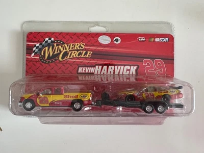 Kevin Harvick 29 Shell Pennzoil Truck & Car Winners Circle 1:64 New Vintage 2008 - Image 1 of 4