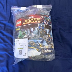 LEGO 6868 Marvel Super Heroes Hulk's Helicarrier Breakout 99% complete 