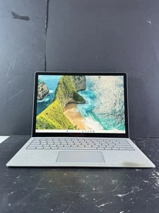Microsoft Surface Laptop 1769 Touch 13,5" Intel i5-8250U 1,6 GHz 8 GB 256 GB Win 11 - Foto 1 di 9