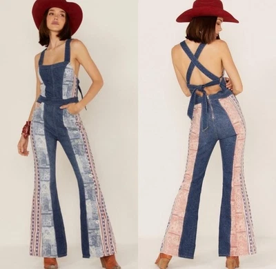 Mono vaquero Free People 'We The Free'. Estrellas y rayas. Talla 6. Acampanado Foto 1 de 4