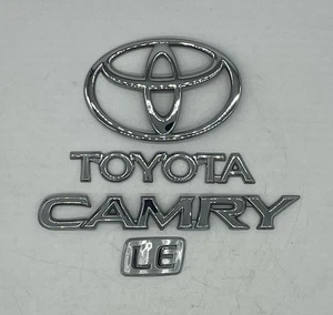 97 98 99 00 01 TOYOTA CAMRY LE CHROME REAR TRUNK EMBLEM ORNAMENT BADGE LOGO - Bild 1 von 23