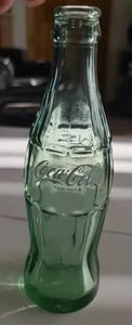 Botella vintage de vidrio verde de Coca Cola de 6,5 oz Pakistán - Imagen 1 de 8