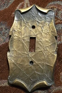 Placa de pared interruptor de luz de latón antiguo inglés Amerock de colección - Imagen 1 de 2