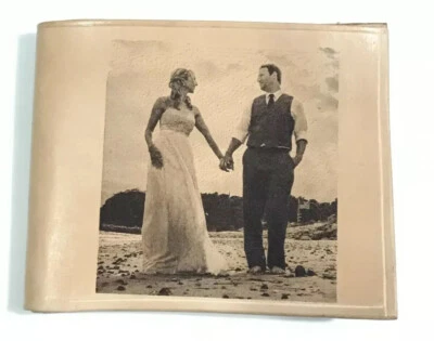 Cartera de cuero personalizada billetera doble pliegue - ¡Es un gran regalo! Cartera de hombre de cuero. Foto 1 de 4