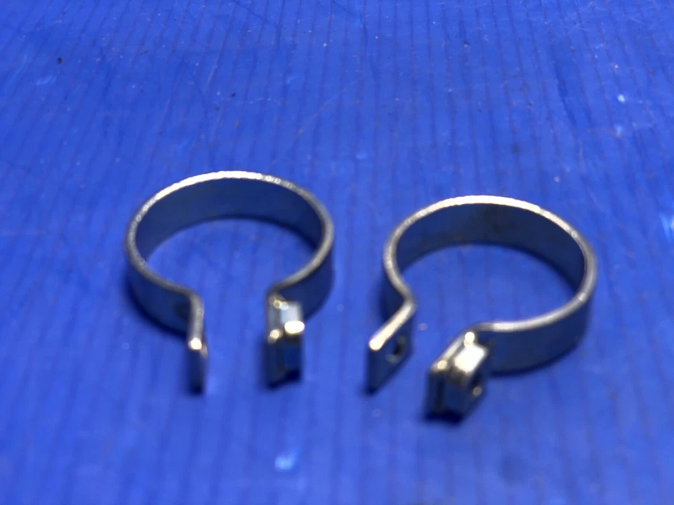 ECHO GT-140DA KE-140D  KE-140D TRIMMER CLAMP 1320506530 - Image 1 of 1