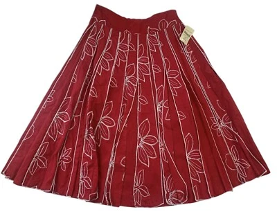 Coldwater Creek Skirt Women’s Size Xs Red Pleated Floral Gored Flare Cotton NWT - Image 1 of 4