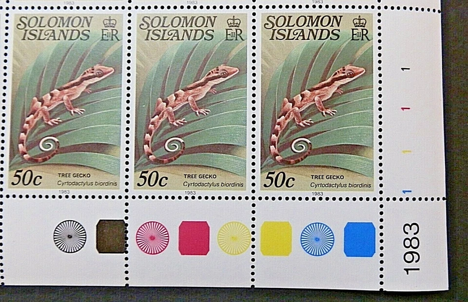 SOLOMON ISLANDS 1979 SG400cB 50c. TREE GECKO  -  MNH - Image 1 of 1