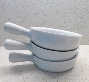Crate&Barrel Lot of 3 White Porcelain Chili French Onion Soup Handle - Picture 1 of 7