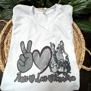 Peace, Love And Horror Movies White T-Shirt Size XL - Picture 1 of 6