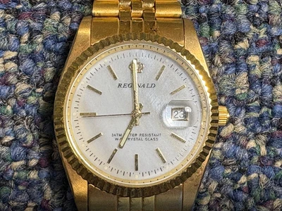 Винтажные японские кварцевые золотые часы Reginald-2115 36 мм с указателем даты выглядят великолепно - Изображение 1 из 4