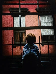 Vintage MCM Velvet Painting Boy In The City Window Excellent Condition Angeles - Picture 1 of 8