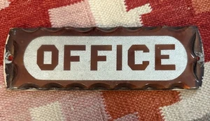 Letrero de puerta de vidrio con letras de oficina vintage de los años 20 reverso lámina con respaldo borde festoneado - Imagen 1 de 12