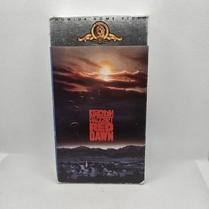 Red Dawn 1984 VHS United Artists Patrick Swayze Pre Owned - Picture 1 of 3