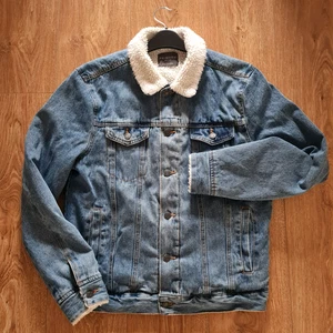 Primark Men's Blue Light Wash Trucker Sherpa Lined Denim Jacket Medium Casual - Picture 1 of 16