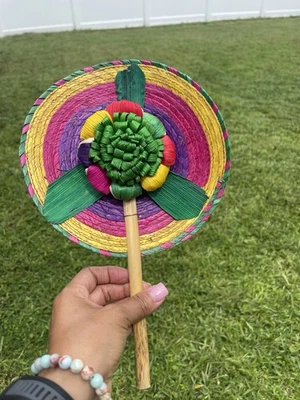 "3 ventiladores de mano de paja florales mexicanos vintage asas de bambú colores surtidos 14"" L" Foto 1 de 4