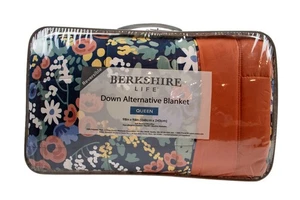 Berkshire Wende Daunen Alternative Decke Queen 98" x 96" Blumenmuster Neu - Bild 1 von 9
