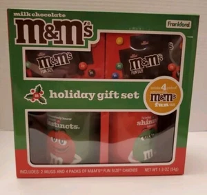 2024 M&M RED & GREEN CHARACTERS 12oz CERAMIC MUGS HOLIDAY GIFT SET NEW - Picture 1 of 6