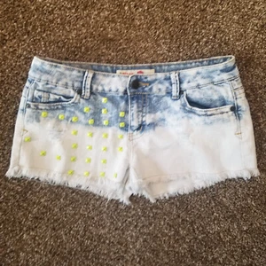 1st Kiss Womens Size 13 (32" Waist) Low Rise Denim Blue Jean Shorts - Picture 1 of 9