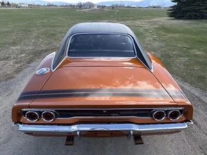 1968 Dodge Charger R/T J code HEMI - Picture 1 of 40