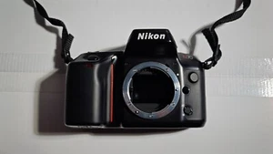 Nikon n70 F70 camera body Excellent Condition Gently Used, Eyecup, Film Tested - Picture 1 of 9