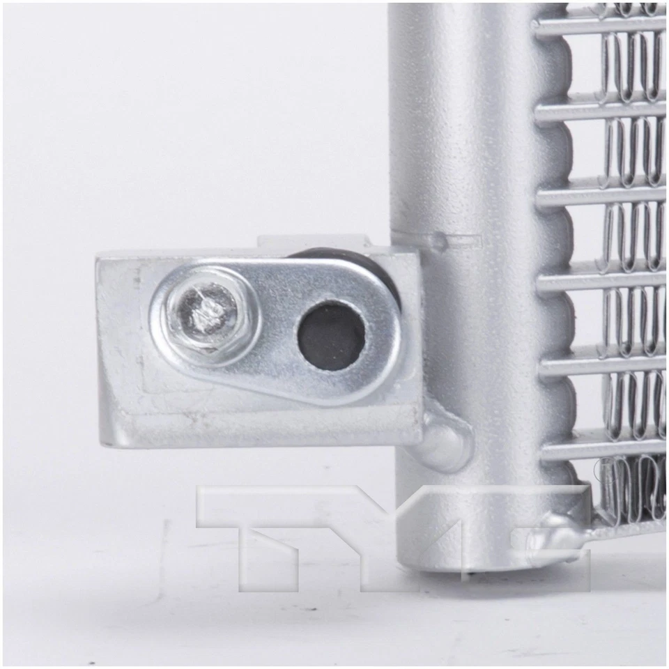 Condensador de aire acondicionado TYC 3747 para 07-20 Mitsubishi Lancer Outlander Outlander Sport Foto 1 de 4