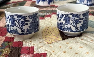 (2) Churchill England Blue Willow Teacups - Dimensions in Photos - Stamped - Bild 1 von 8