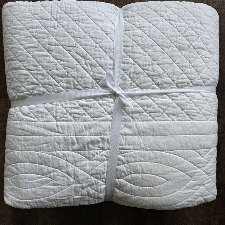 Edredón de vieira Pottery Barn Heirloom KING Cal/King blanco NUEVO Foto 1 de 4