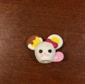 Lalaloopsy Tinies Crumbs' Bakery Pet Mouse with Chocolate on Ear Replacement - Foto 1 di 4