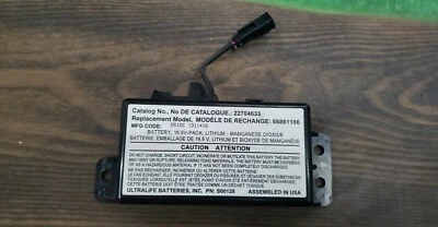 2007-2013 CHEVROLET IMPALA COMMUNICATION MODULE BATTERY OEM 22704633 - Image 1 of 2