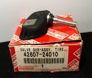 Genuine Toyota Tire Pressure Monitoring System Sensor 42607-24010 OEM - Picture 1 of 2