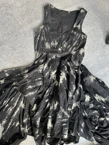 All Saints Black & Cream Parachute Dress Size 8 RRP £200 Vintage - Picture 1 of 8
