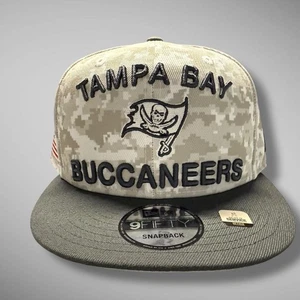 Tampa Bay Buccaneers Salute to Service New Era 9Fifty Snapback Mütze Cap Camouflage - Bild 1 von 11