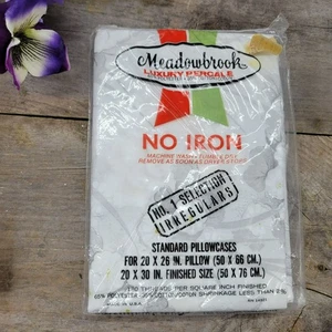 Standard Pillowcases Grey & White Cotton Floral Print NEW 20x30 65 Poly/35 Meado - Picture 1 of 10