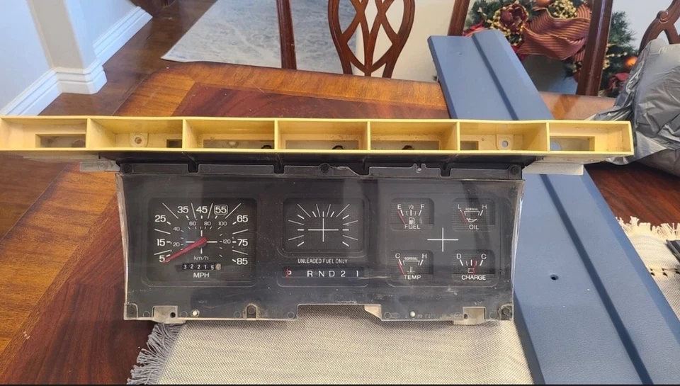 Cuadro de instrumentos velocímetro Ford f250 f350 80-86 f150 camión Bronco Foto 1 de 1