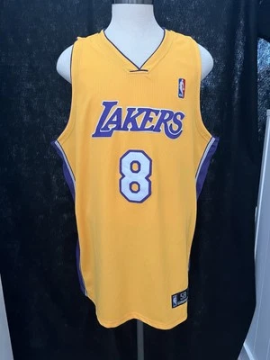 Camiseta cosida vintage de la NBA Lakers Kobe Bryant #8 dorada Home Reebok talla 58 Foto 1 de 4