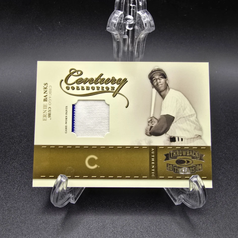 2004 Donruss Throwback Threads Ernie Banks Game-Worn Patch /250 - Image 1 of 2